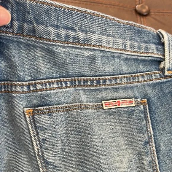 Hudson distressed jean shorts size 27 - Picture 6 of 7